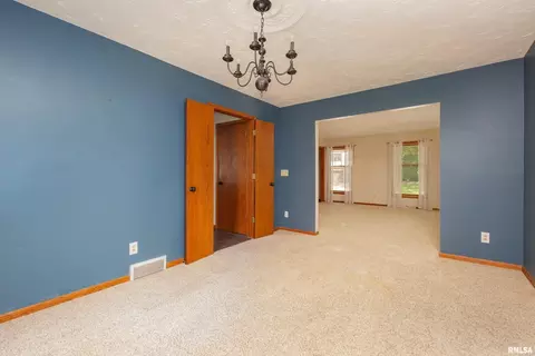 3623 74th St, Moline, IL 61265 photo 15