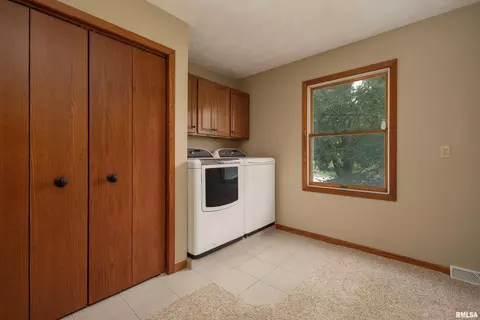 3623 74th St, Moline, IL 61265 photo 29