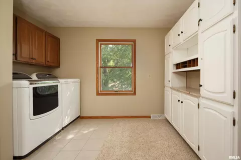 3623 74th St, Moline, IL 61265 photo 28