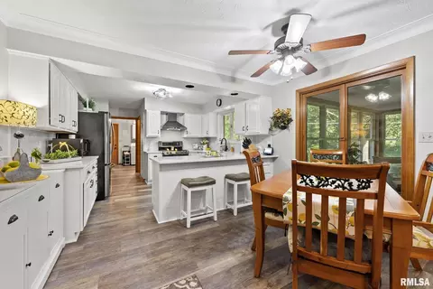501 14th Avenue Ct, Hampton, IL 61256 photo 7