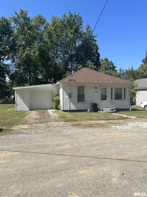 509 S 29th St, Herrin, IL 62948