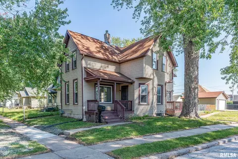 2729 Boies Ave, Davenport, IA 52802