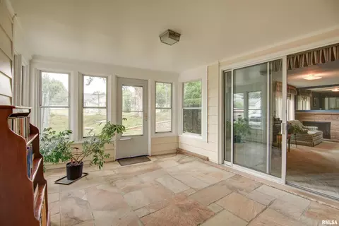 102 12th St, Fulton, IL 61252 photo 40