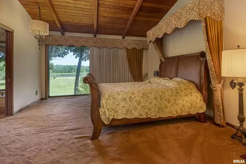 555 E Karel Park Rd, Eldorado, IL 62930 photo 15
