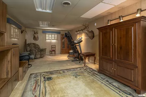 555 E Karel Park Rd, Eldorado, IL 62930 photo 25