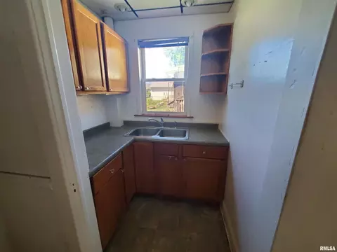834 18th Ave #A, Moline, IL 61265 photo 5