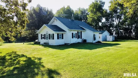 890 135th St, Joy, IL 61260 photo 2