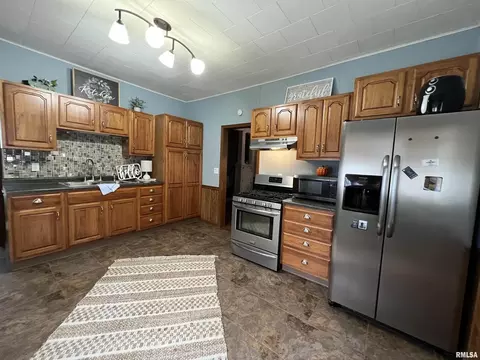890 135th St, Joy, IL 61260 photo 8
