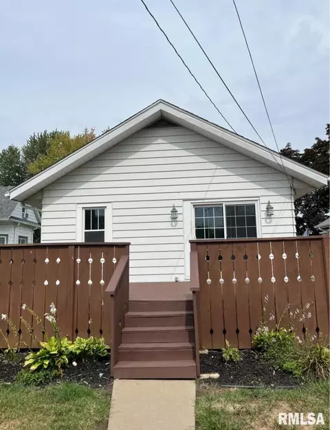2614 13th Ave, Moline, IL 61265 photo 2