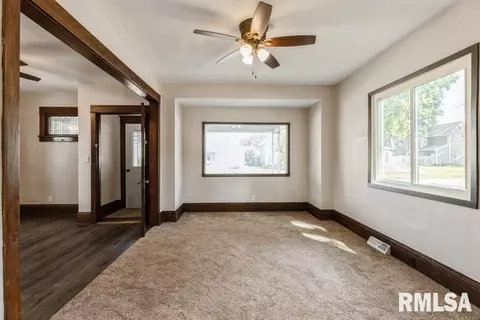 1126 14th Ave, Moline, IL 61265 photo 6