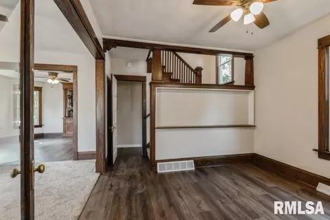 1126 14th Ave, Moline, IL 61265 photo 5