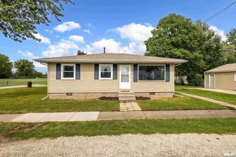 106 State St, Carbon Cliff, IL 61239