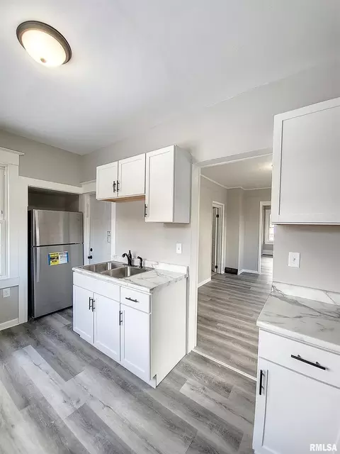 1327 7th Ave, Moline, IL 61265 photo 8