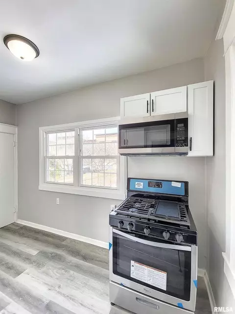 1327 7th Ave, Moline, IL 61265 photo 9