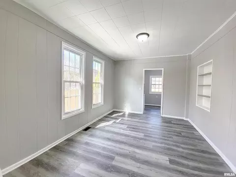 1327 7th Ave, Moline, IL 61265 photo 6