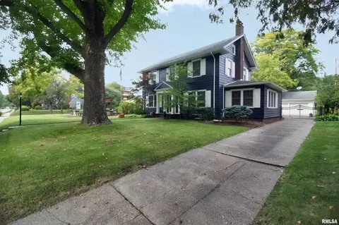 2907 16th Ave, Moline, IL 61265 photo 2