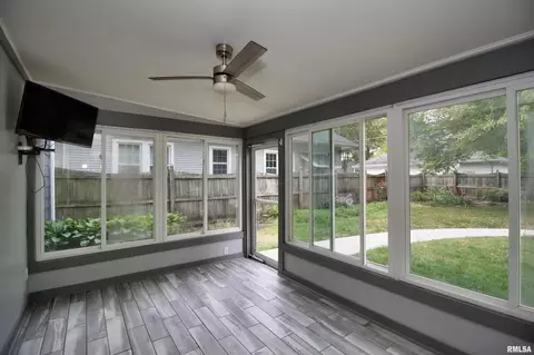 2907 16th Ave, Moline, IL 61265 photo 38