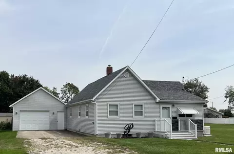 928 N East St, Kewanee, IL 61443