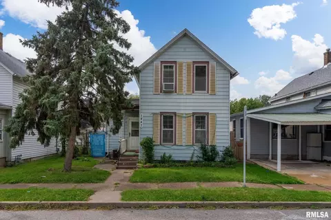 1847 W 7th St, Davenport, IA 52802