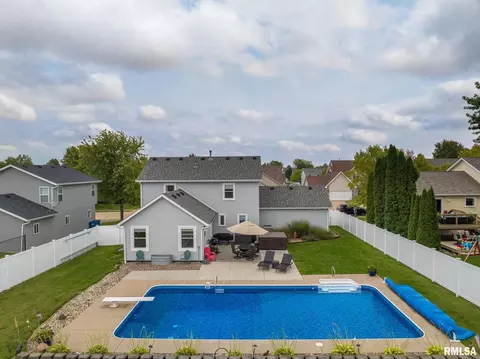 704 Fox Ridge Rd, Eldridge, IA 52748 photo 38