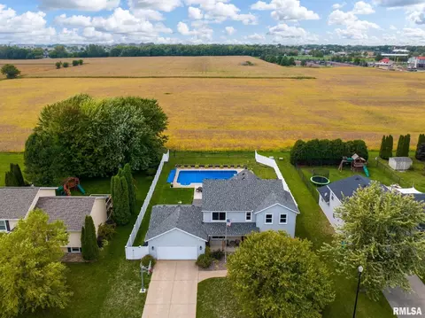 704 Fox Ridge Rd, Eldridge, IA 52748 photo 40