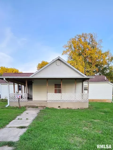 513 Market St, Prophetstown, IL 61277