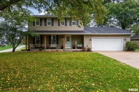 81 Cedar Ct, Geneseo, IL 61254