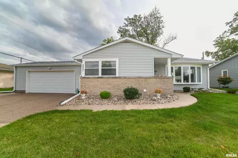 3812 19th Ave, Moline, IL 61265 photo 2