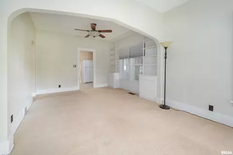 5215 10th Ave, Moline, IL 61265 photo 5