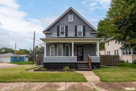 2034 29th St, Rock Island, IL 61201