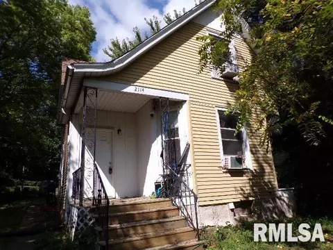 2114 Glaspell St, Davenport, IA 52804