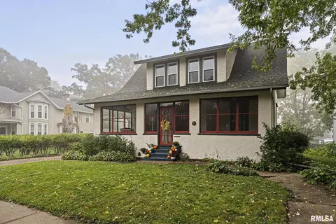 1931 Farnam St, Davenport, IA 52803