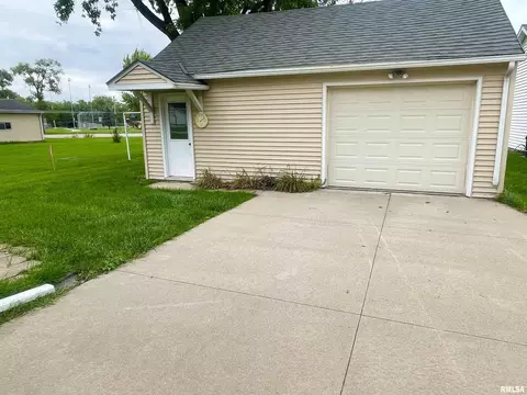 1120 16th Ave, Fulton, IL 61252 photo 4