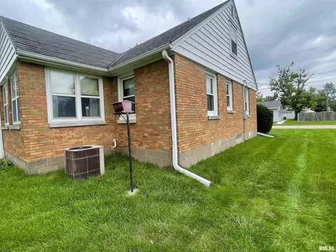 1120 16th Ave, Fulton, IL 61252 photo 5