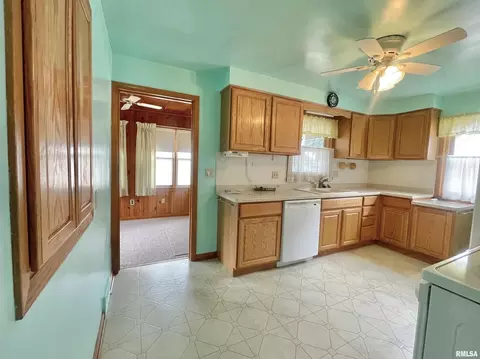 1120 16th Ave, Fulton, IL 61252 photo 11