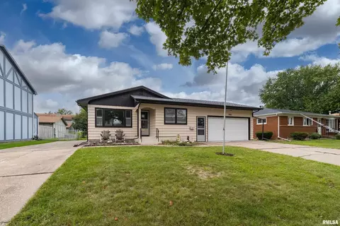 3620 30th Ave, Rock Island, IL 61201