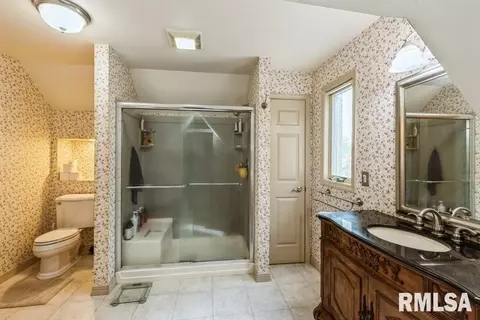 505 22nd Ave, Moline, IL 61265 photo 23