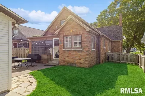 505 22nd Ave, Moline, IL 61265 photo 4