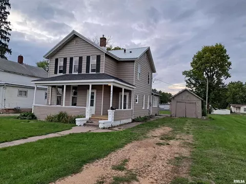 422 1st North Ave, Clinton, IA 52732