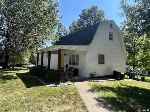 209 Prentice St, Carterville, IL 62918