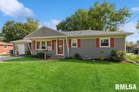 2415 29th St, Rock Island, IL 61201