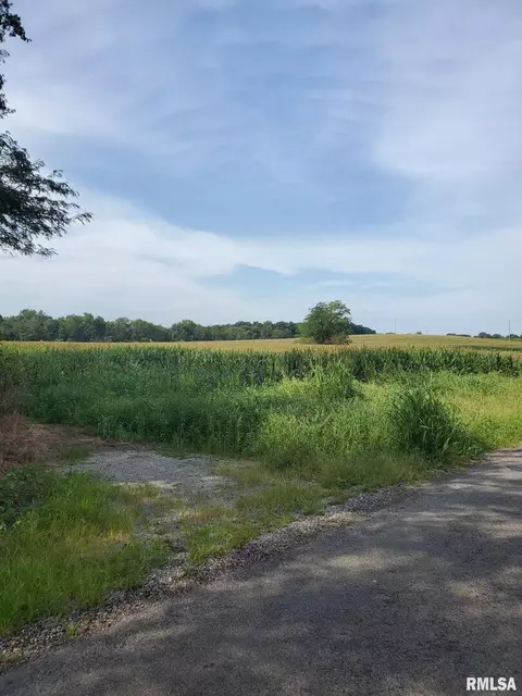0000 Day Rd, Marion, IL 62959