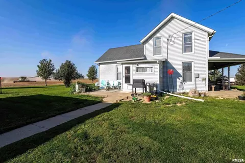 2192 250th St, Bennett, IA 52721 photo 2