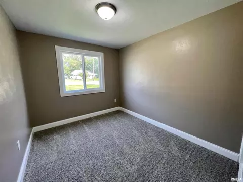 3814 11th Ave, Moline, IL 61265 photo 8