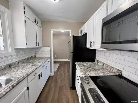 3814 11th Ave, Moline, IL 61265 photo 4