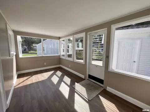 3814 11th Ave, Moline, IL 61265 photo 5