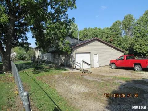 201 2nd Ave, Stanwood, IA 52337
