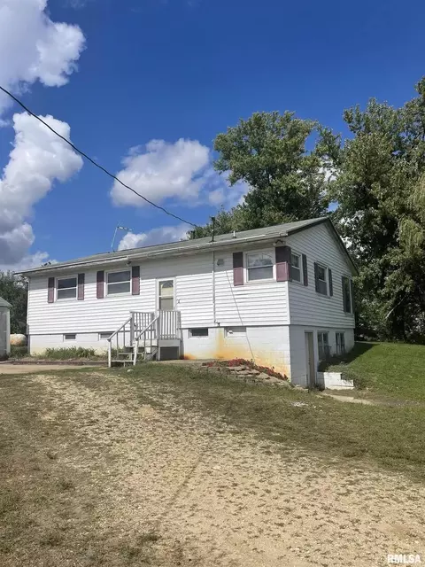 1795 190th St, Lost Nation, IA 52254