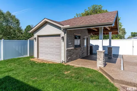 809 25th Avenue Ct, Silvis, IL 61282 photo 31