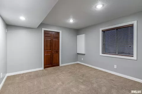 809 25th Avenue Ct, Silvis, IL 61282 photo 23